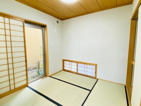 香芝市五位堂１丁目の中古一戸建て