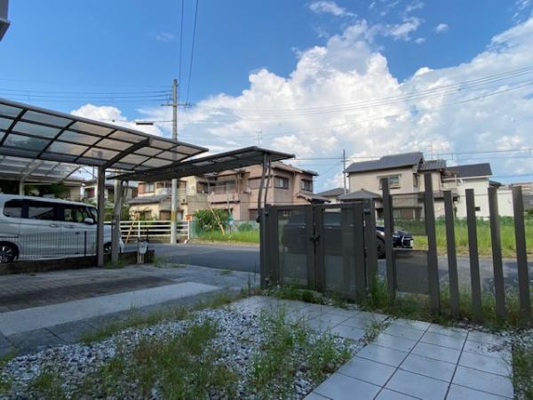 香芝市五位堂１丁目の中古一戸建て