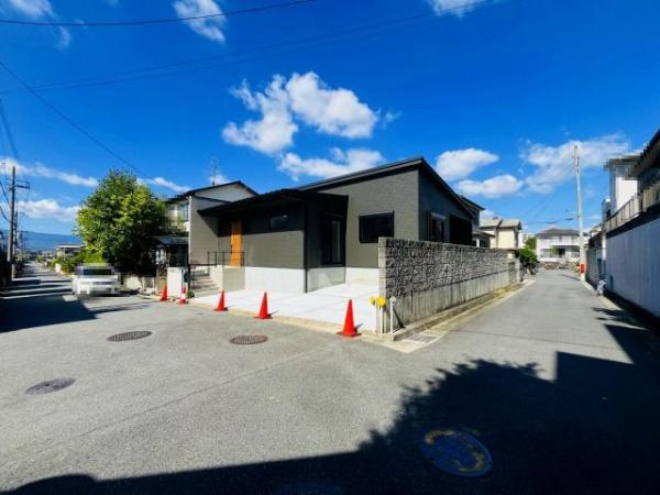 橿原市菖蒲町3丁目　新築戸建