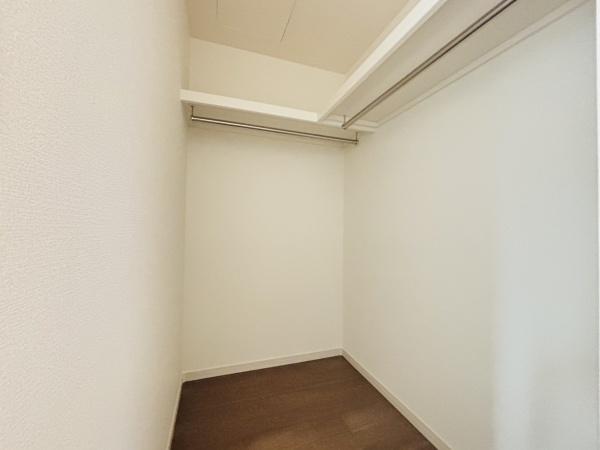 御所市南十三２期　２号棟　新築戸建