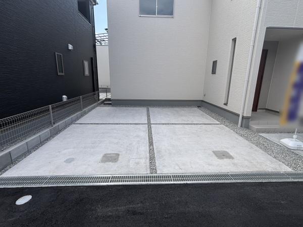 御所市南十三２期　２号棟　新築戸建