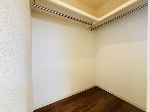 御所市南十三２期　２号棟　新築戸建