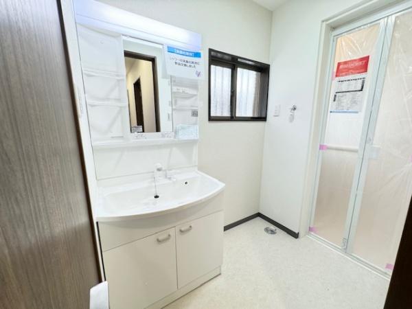 生駒郡斑鳩町目安４丁目の中古一戸建て