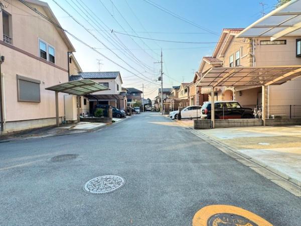 生駒郡斑鳩町目安４丁目の中古一戸建て