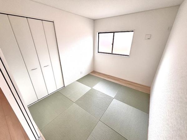 橿原市新口町第2　2号棟　新築戸建