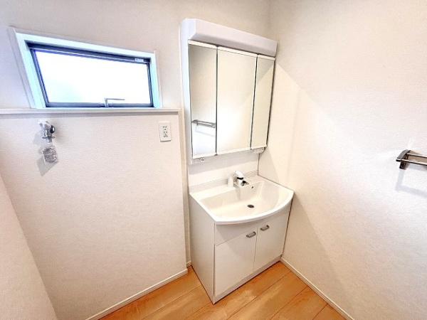 橿原市新口町第2　2号棟　新築戸建
