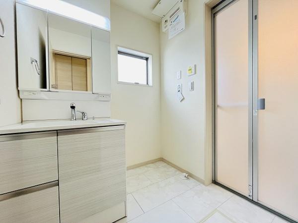 三宅町屏風2期　3号棟　新築戸建