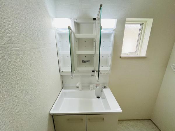 桜井市大豆越22　1期2号棟　新築戸建