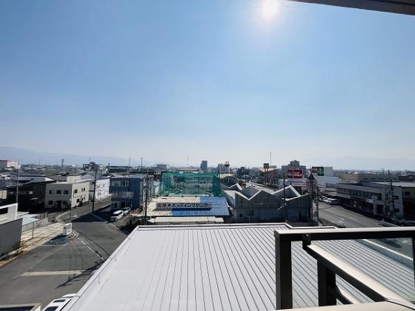 ピアッツァコートワン