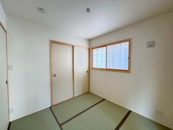 第5三郷町立野南　1号棟
