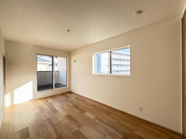 第5三郷町立野南　1号棟