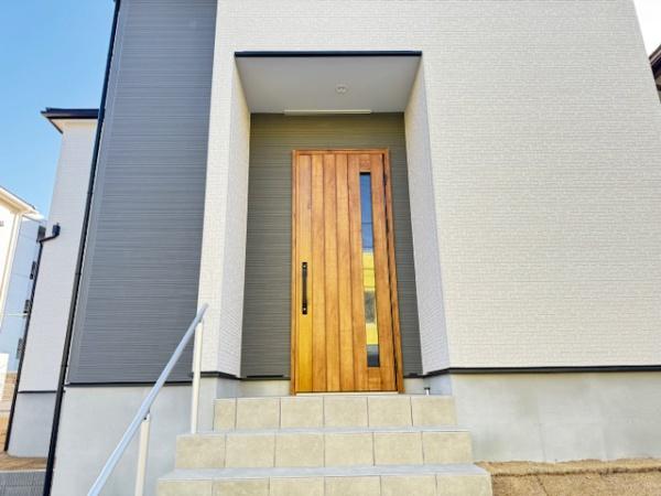 第5三郷町立野南　1号棟