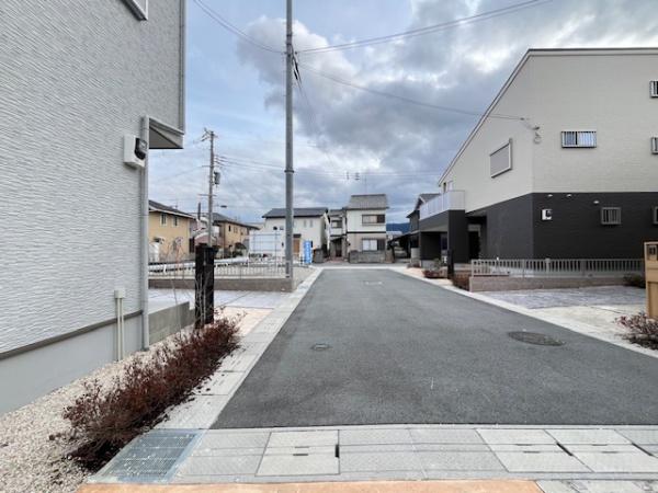 香芝市磯壁５丁目の中古一戸建て