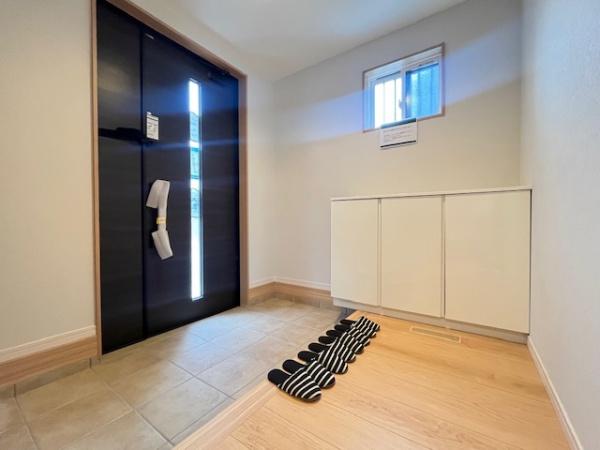 香芝市磯壁５丁目の中古一戸建て