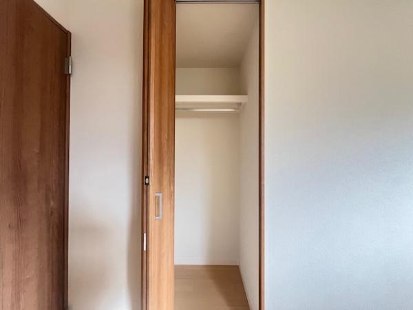 香芝市磯壁５丁目の中古一戸建て