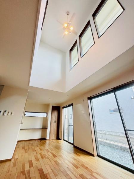 北葛城郡広陵町大字南郷の中古一戸建て