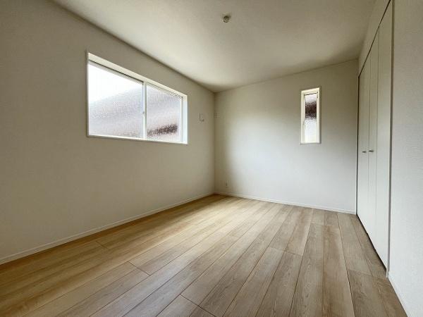 桜井市粟殿第4　2号棟　新築戸建