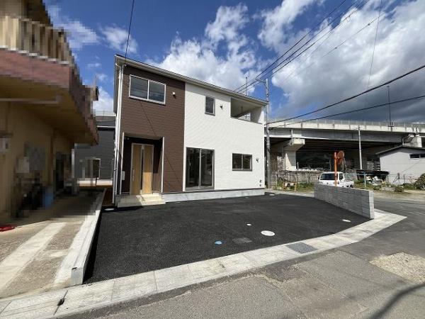 桜井市粟殿第4　3号棟　新築戸建