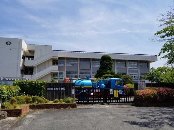 北葛城郡上牧町大字上牧の中古一戸建て(上牧小学校)