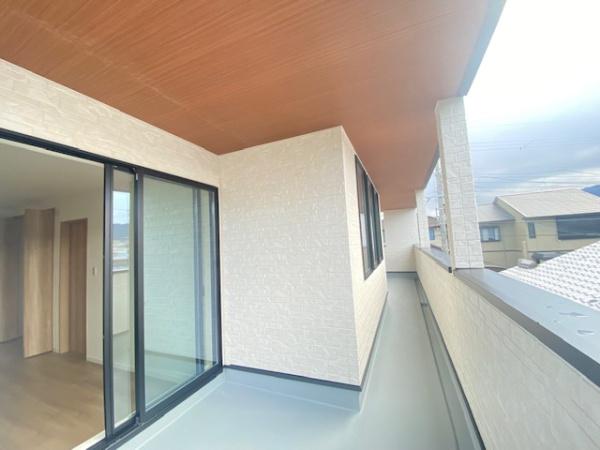香芝市五位堂１丁目の中古一戸建て
