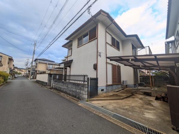 生駒郡斑鳩町小吉田２丁目の中古一戸建て
