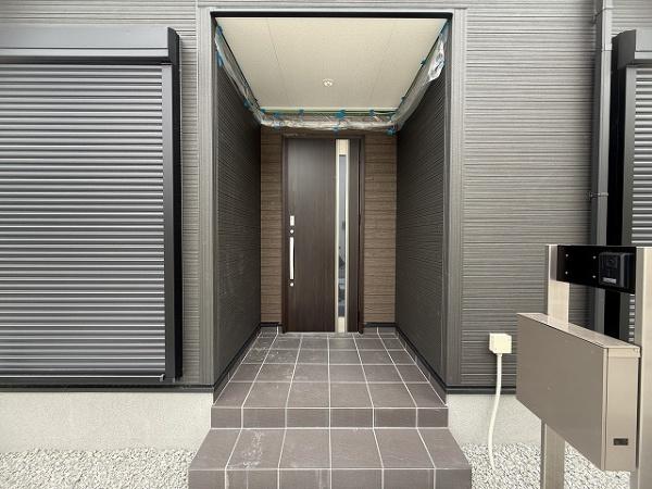 橿原市山本町　2号棟　新築戸建