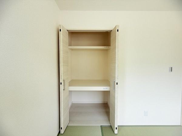 橿原市山本町　4号棟　新築戸建