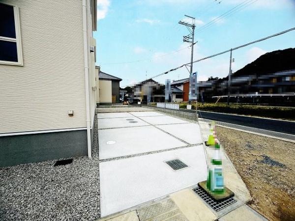 橿原市山本町　4号棟　新築戸建