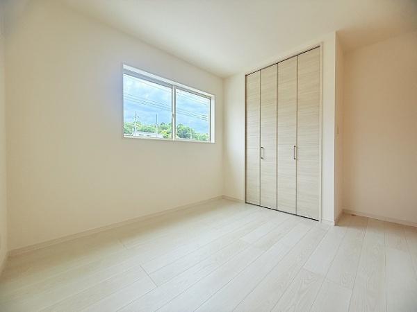 橿原市山本町　4号棟　新築戸建