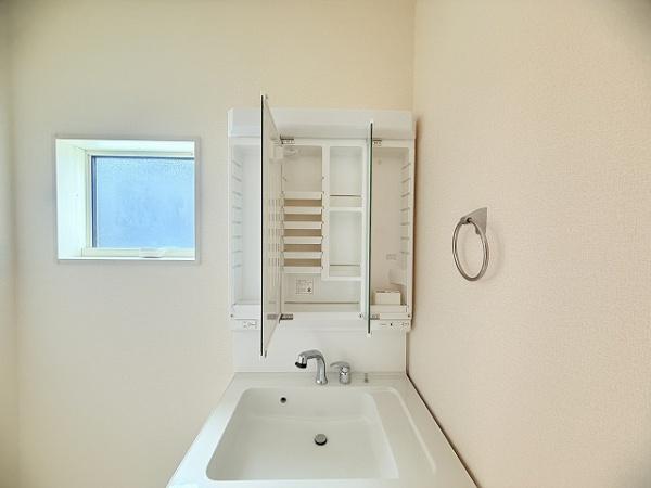 橿原市山本町　4号棟　新築戸建