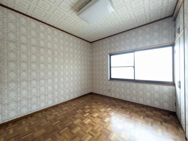 生駒郡斑鳩町龍田西２丁目の中古一戸建て