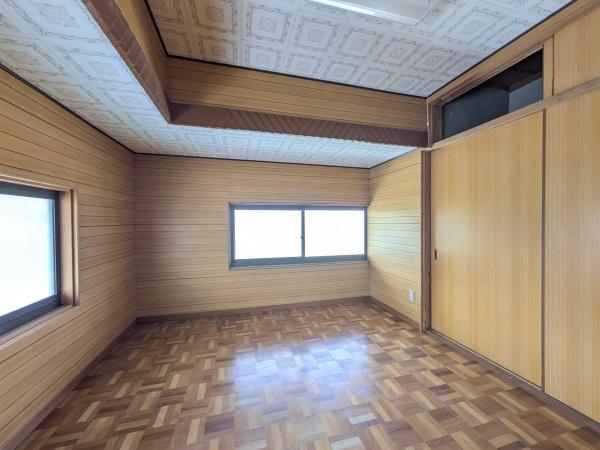 生駒郡斑鳩町龍田西２丁目の中古一戸建て