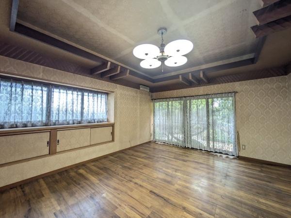 生駒郡斑鳩町龍田西２丁目の中古一戸建て
