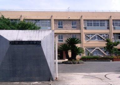 和泉市上町(和泉市立鶴山台北小学校)