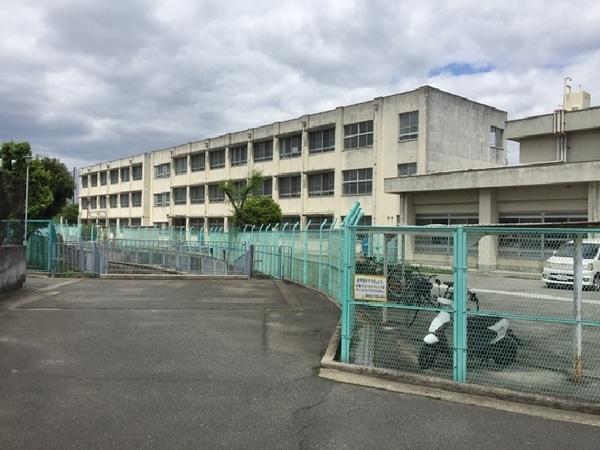 堺市北区金岡町の中古一戸建て(堺市立金岡南中学校)