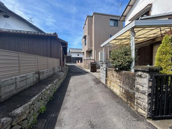 岸和田市尾生町３丁目の中古一戸建