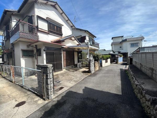 岸和田市尾生町３丁目の中古一戸建