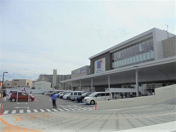アンビエント上野芝(万代上野芝店)