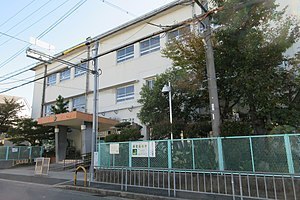 1号棟(堺市立百舌鳥小学校)
