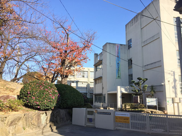 堺市中区土師町1丁の土地(堺市立東百舌鳥中学校)