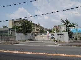Ａ号棟(松原市立布忍小学校)