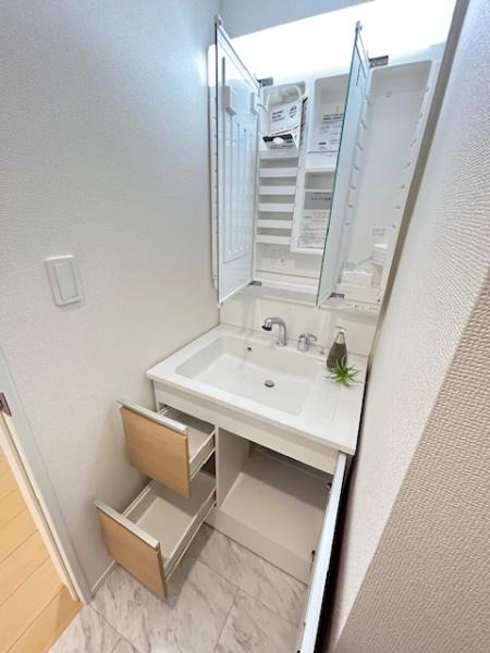 1号棟(洗面台・洗面所)