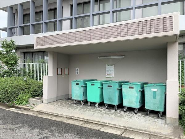 ライブヒルズ鳳