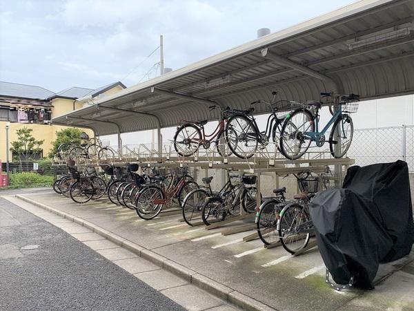 ライブヒルズ鳳