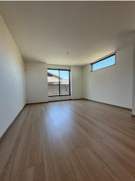 堺市堺区材木町東4丁の新築一戸建(リビング)