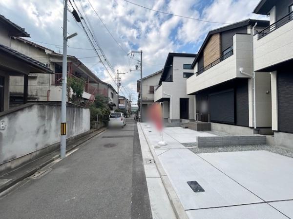 3号棟(前面道路含む現地写真)