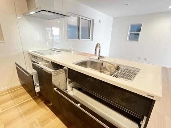 堺市堺区旭ヶ丘北町３丁の新築一戸建