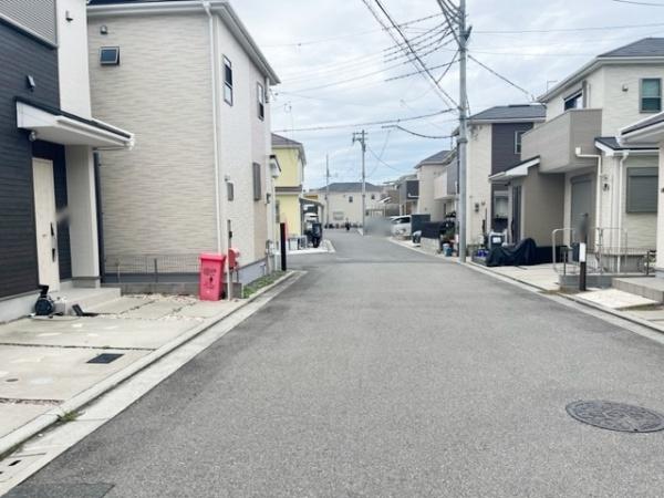 堺市北区野遠町の中古一戸建て(前面道路含む現地写真)