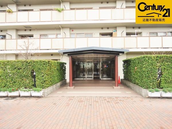 ファミールハイツなかもず(エントランス)