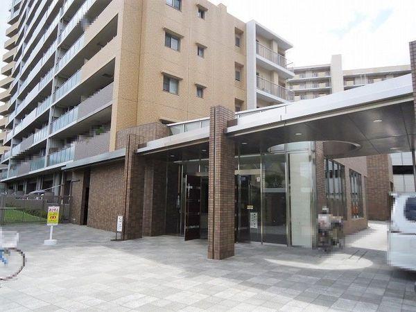 ヴューイスト泉ヶ丘(エントランス)